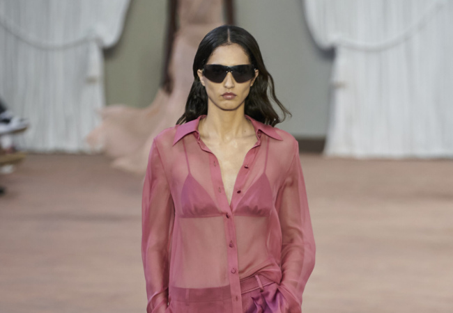 Ferretti, Cavalli και Etro: Τι είδαμε την πρώτη μέρα στην Εβδομάδα Μόδας SS'24 του Μιλάνο
