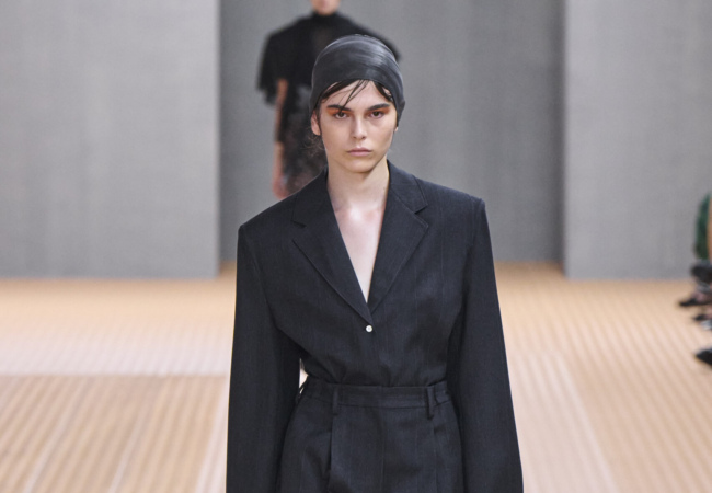 Το κοινό στοιχείο στην πασαρέλα των Prada και Emporio Armani ήταν η ανάλαφρη, σαν πέπλο οργάντζα