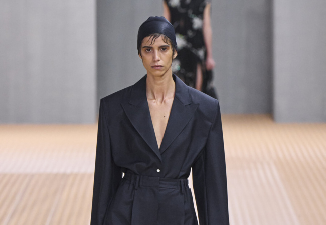 Το κοινό στοιχείο στην πασαρέλα των Prada και Emporio Armani ήταν η ανάλαφρη, σαν πέπλο οργάντζα