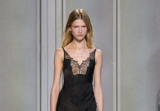 Loewe, Valli, Beckham, Coperni: 4 show με ένα κοινό παρονομαστή, την πρακτικότητα