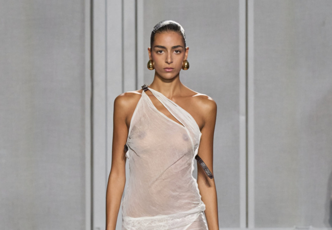 Loewe, Valli, Beckham, Coperni: 4 show με ένα κοινό παρονομαστή, την πρακτικότητα