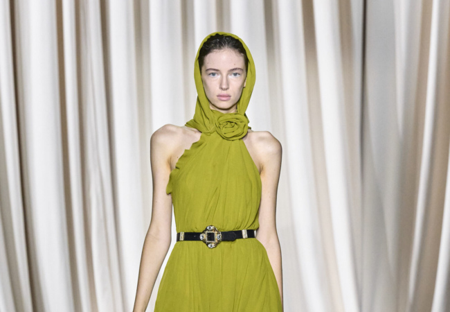 Loewe, Valli, Beckham, Coperni: 4 show με ένα κοινό παρονομαστή, την πρακτικότητα