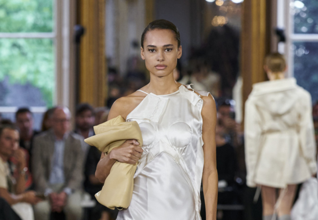 Loewe, Valli, Beckham, Coperni: 4 show με ένα κοινό παρονομαστή, την πρακτικότητα