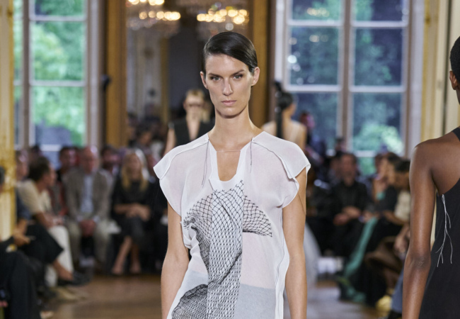 Loewe, Valli, Beckham, Coperni: 4 show με ένα κοινό παρονομαστή, την πρακτικότητα
