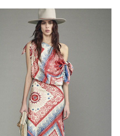 Η Pre-Fall '24 συλλογή του Roberto Cavalli μας ταξιδεύει σε μακρινά, εξωτικά τοπία