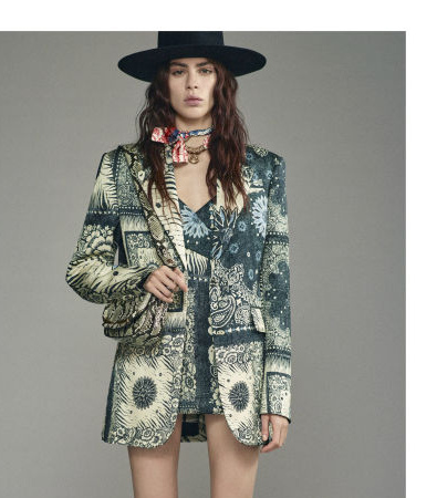 Η Pre-Fall '24 συλλογή του Roberto Cavalli μας ταξιδεύει σε μακρινά, εξωτικά τοπία