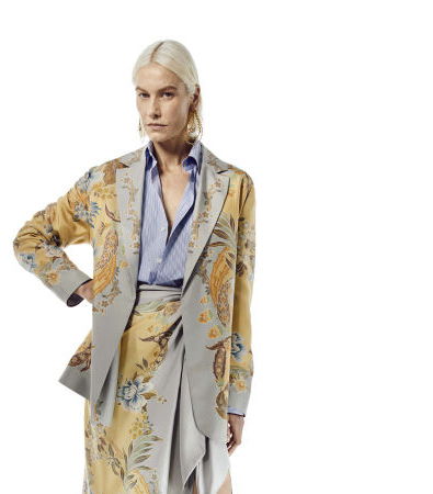 Η Pre-Fall '24 του Etro μετατρέπει τον μαξιμαλισμό σε μινιμαλισμό μέσα από ένα μοναδικό mixing