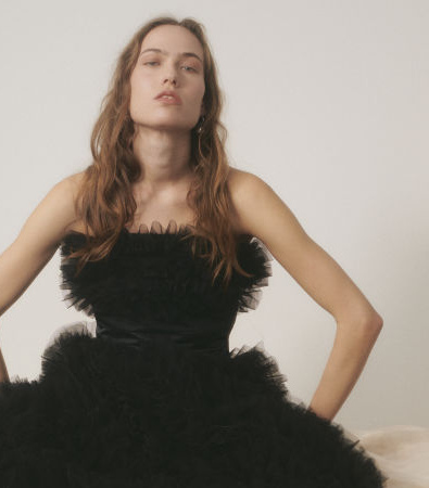 Η Stella McCartney δημιουργεί μια Pre-Fall 2024 συλλογή που υμνεί το ζωϊκό βασίλειο