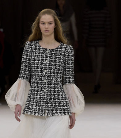 Chanel Couture Spring 2024: Μια αιθέρια συλλογή με έμπνευση από μπαλέτο