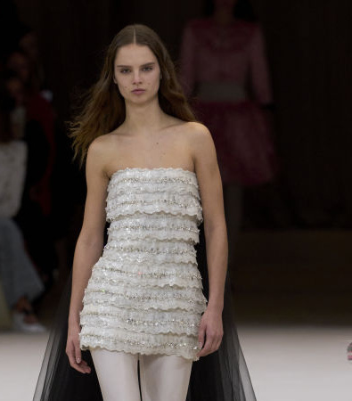 Chanel Couture Spring 2024: Μια αιθέρια συλλογή με έμπνευση από μπαλέτο