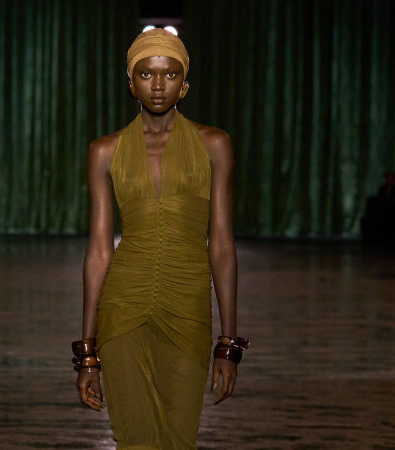 YSL FW '24: Η συλλογή του Anthony Vaccarello ήταν ακριβής, μοναδική και κυρίως διάφανη