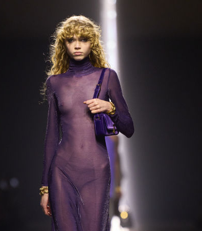 Η glam sexy chic εποχή συνεχίζεται στη συλλογή FW '24 του Tom Ford