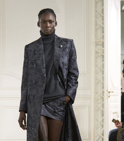 Givenchy FW '24: Μια εκλεπτυσμένη συλλογή που θα φορούσε και η Aundrey Hepburn