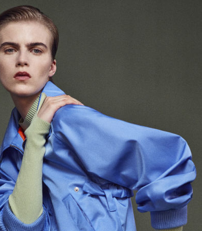 Η συλλογή της Victoria Beckham Resort '25 είναι μια ανάσα φρέσκου αέρα στον κόσμο της μόδας