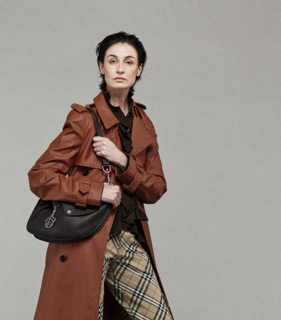 Η συλλογή Burberry Resort '25 φέρνει έναν ανανεωμένο αέρα στα κλασικά trenchcoat
