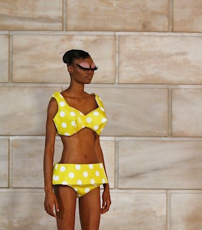 Η FW'24 συλλογή του Marc Jacobs είναι γεμάτη από παιδικότητα και ανεμελιά
