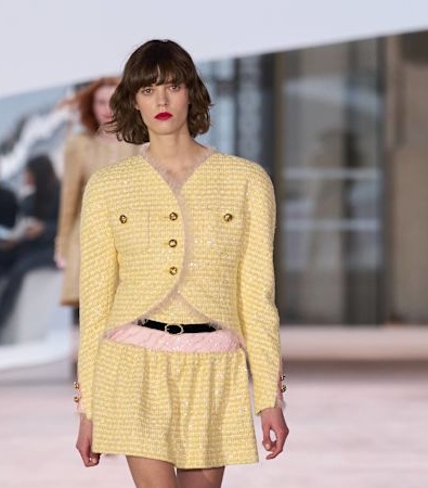 Chanel HC SS'25: Ένα σενάριο-ωδή στο φως και στο σκοτάδι