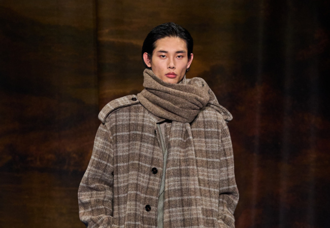 Burberry FW '25: Κλασική Βρετανική πολυτέλεια με σύγχρονη αίσθηση