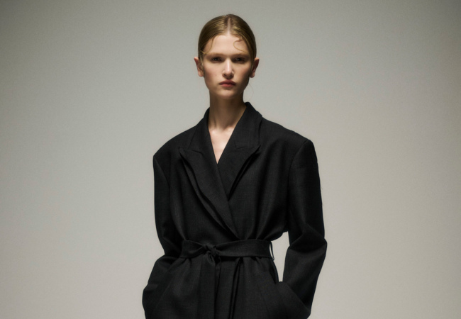 Jason Wu FW '25: Το ταξίδι του στην Αποδόμηση