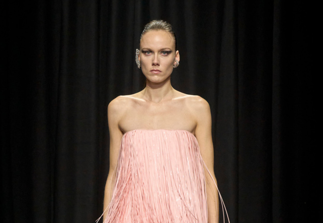 Jil Sander FW '25: Το τελευταίο αποτύπωμα των Meier για τον οίκο